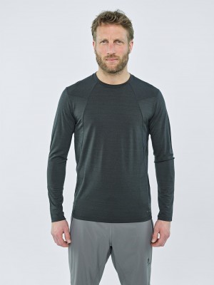 Black Men's Black Yak Kabru Merino Roundneck Long Sleeve | TC3FH143