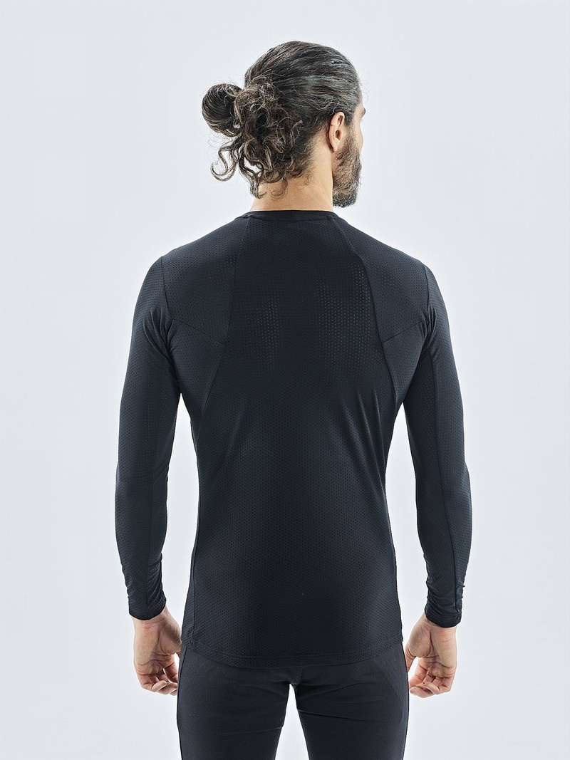 Black Men's Black Yak Chamar Fleece Roundneck Baselayer Long Sleeve | RC7LM604