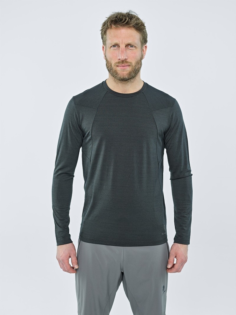 Black Men\'s Black Yak Kabru Merino Roundneck Long Sleeve | TC3FH143