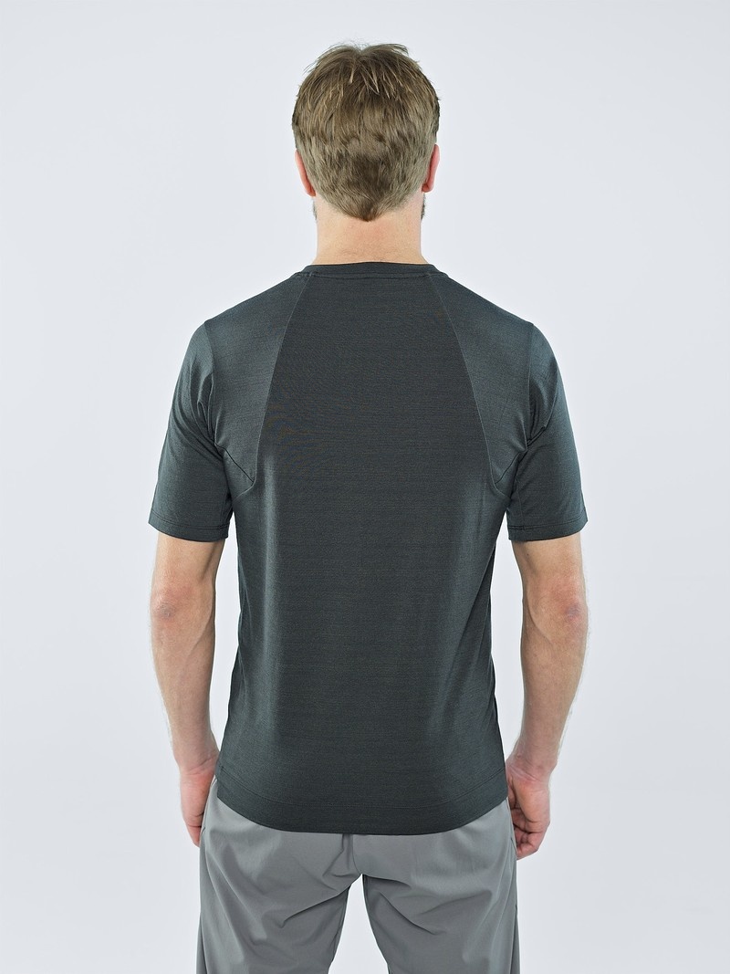 Black Men's Black Yak Kabru Merino Short Sleeve T Shirts | CX1PA151