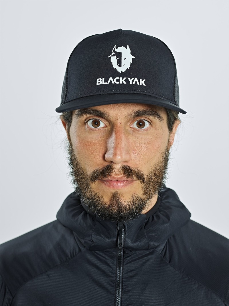 Black Men\'s Black Yak Logo Tech Caps | IS0PP743