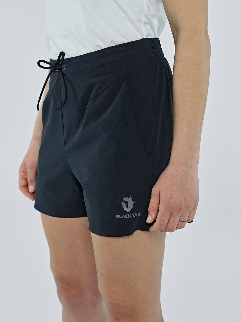 Black Women's Black Yak Caracu Superlight Outdoor Shorts | VL1QV826