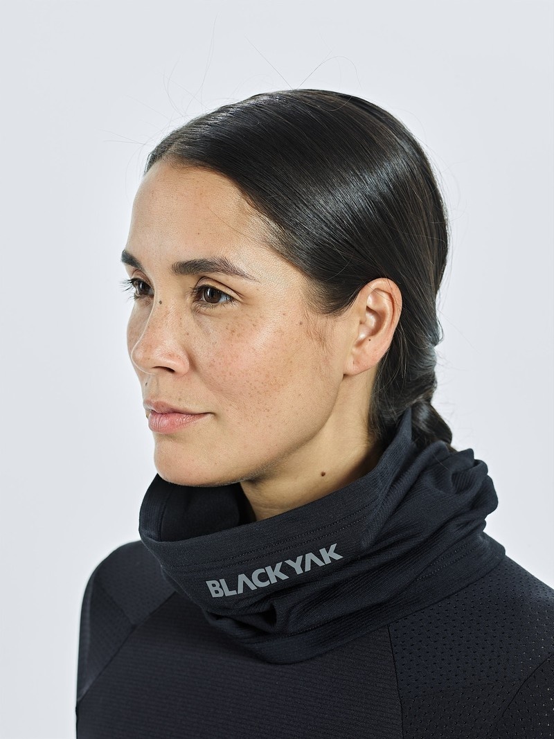 Black Women's Black Yak Chago Fleece Neck Warmer | PE2ND857