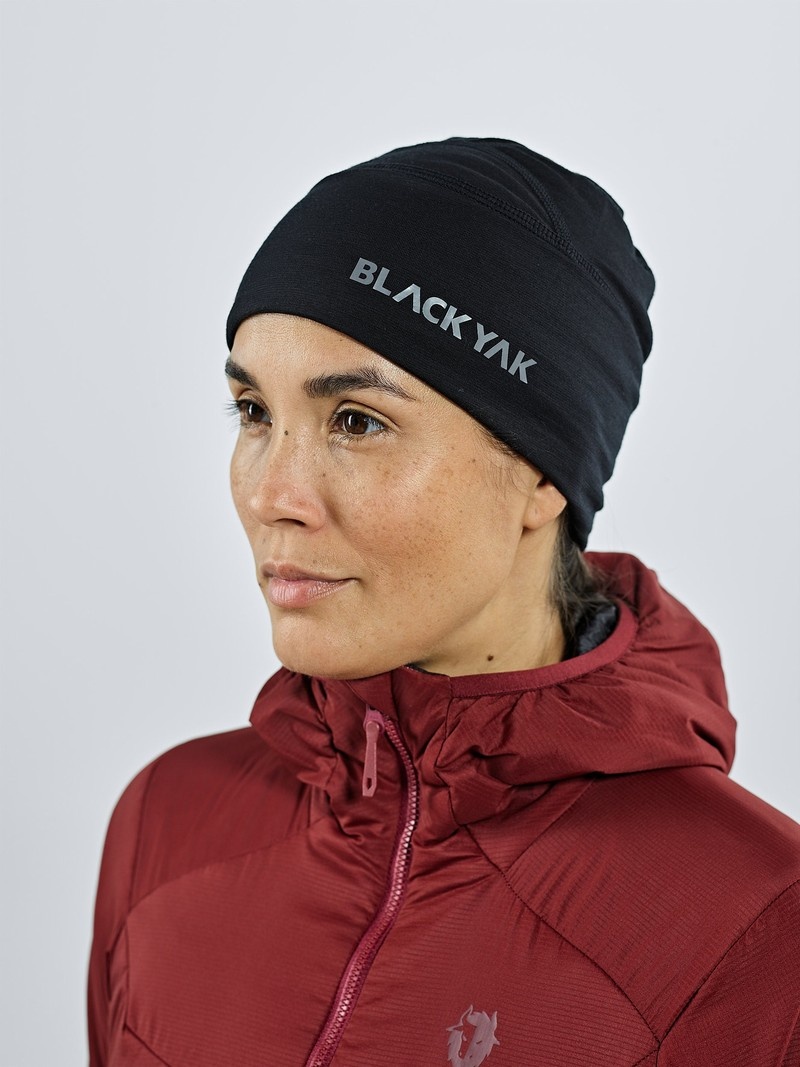 Black Women's Black Yak Gurla Merino Beanie | JE8DB553