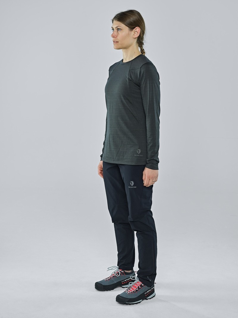 Black Women's Black Yak Kabru Merino Roundneck Long Sleeve | KQ2KQ944