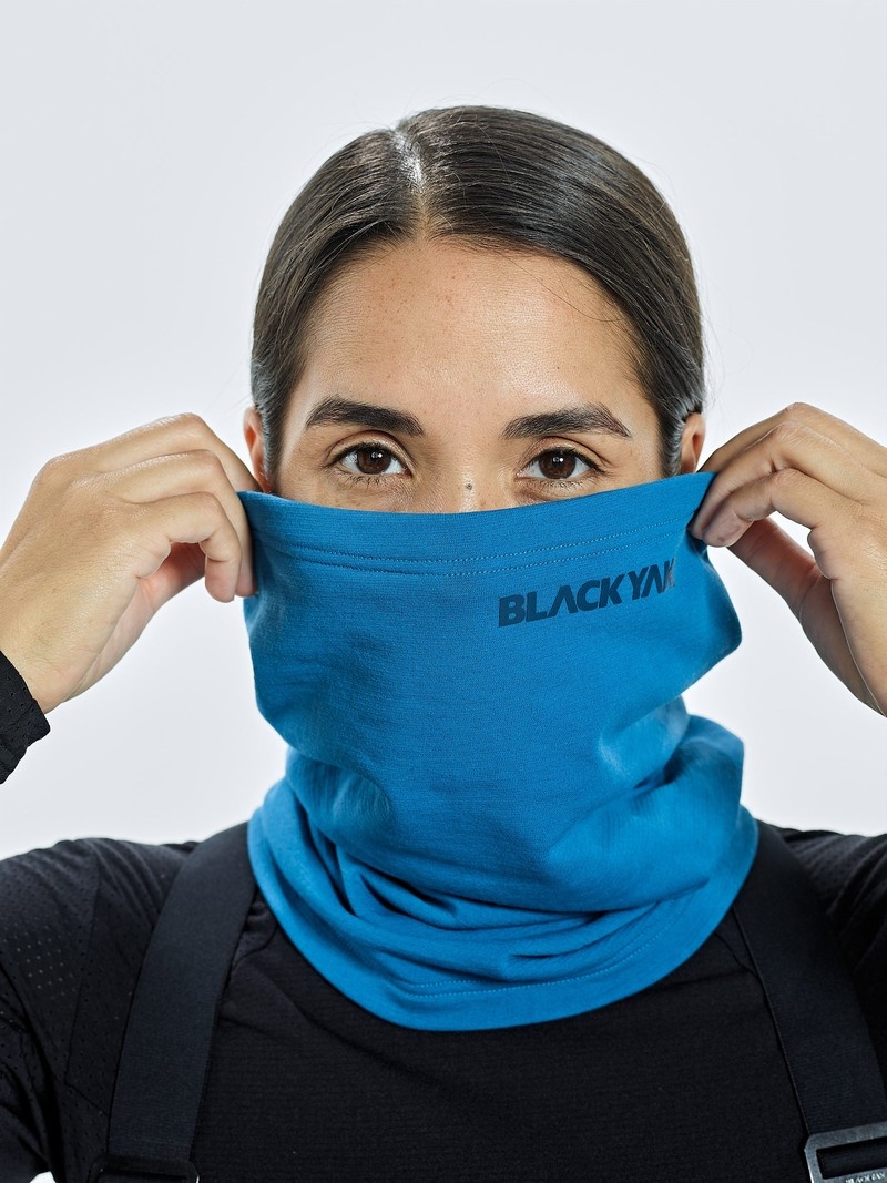 Blue Men's Black Yak Chago Fleece Neck Warmer | VI6JY929