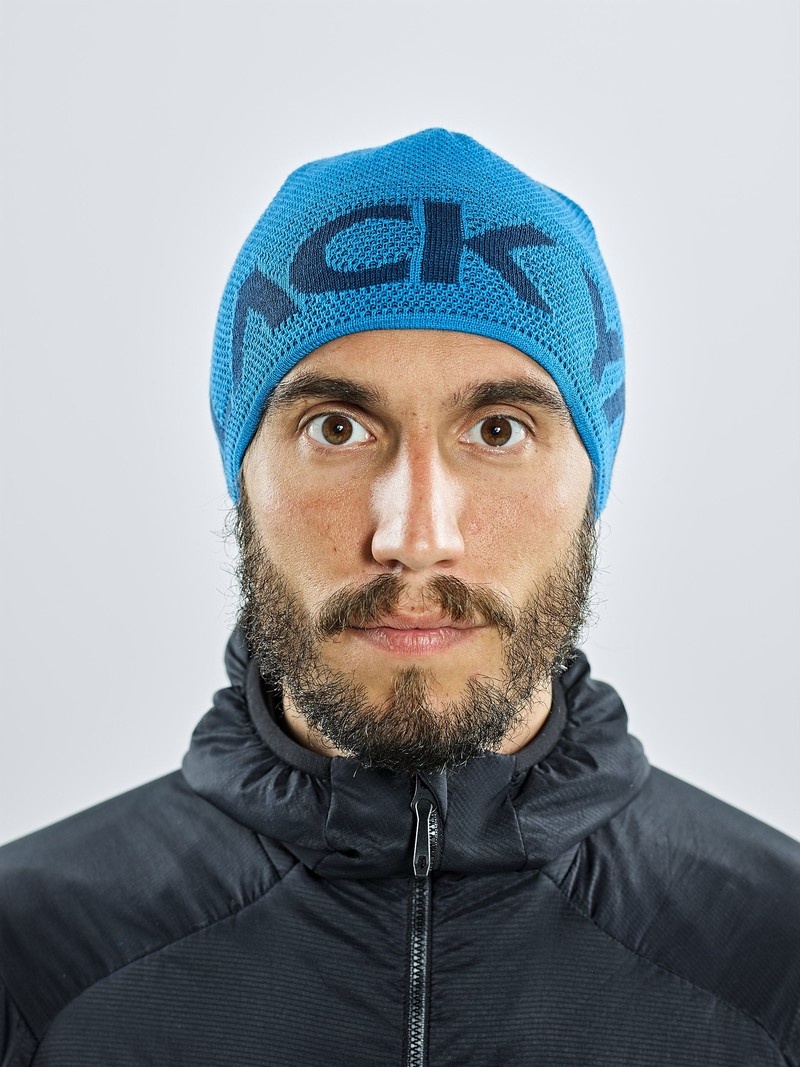 Blue Men\'s Black Yak Logo Knit Beanie | VZ4FP641