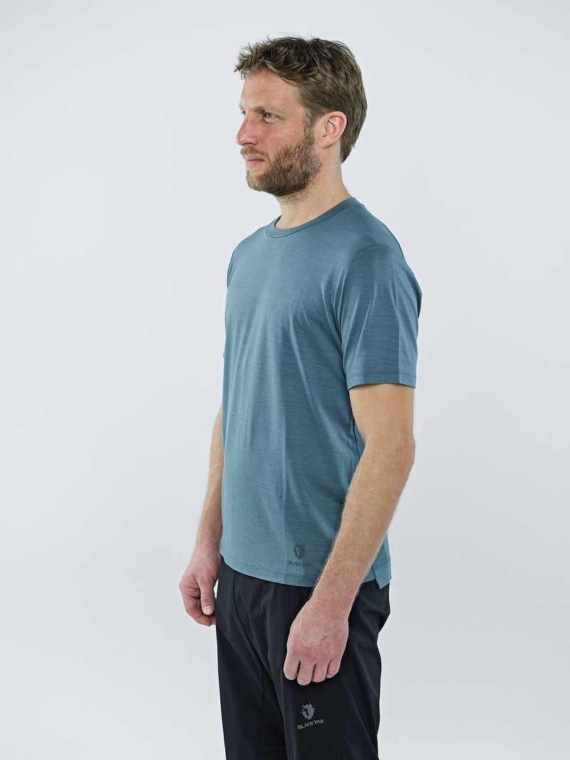 Blue Men's Black Yak Mewati T Shirts | GU4YZ900