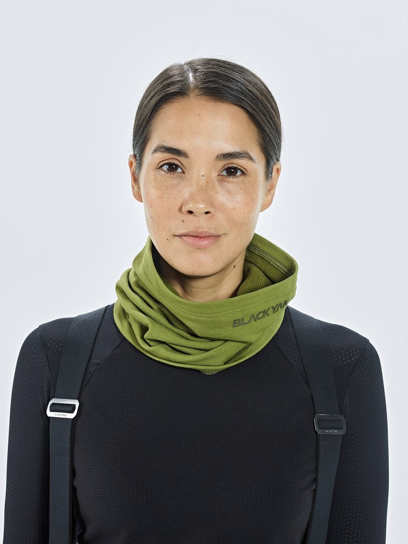 Green Women's Black Yak Chago Fleece Neck Warmer | TZ1WV704