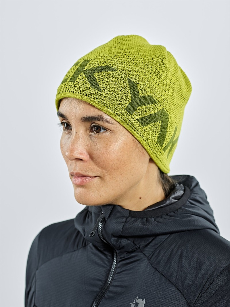 Green Women's Black Yak Logo Knit Beanie | TN5IQ174