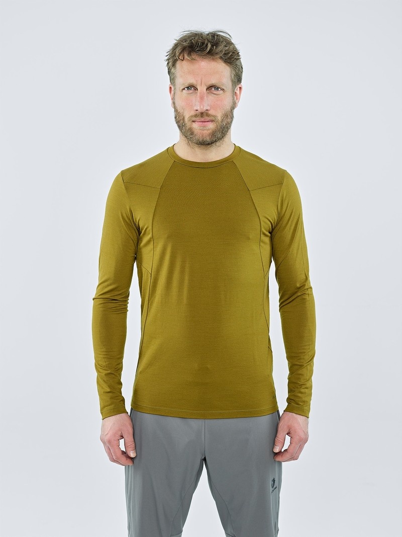 Olive Men\'s Black Yak Kabru Merino Roundneck Long Sleeve | UD4LV007