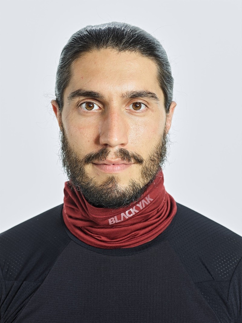 Red Men's Black Yak Gurla Merino Neck Warmer | LS2CN230