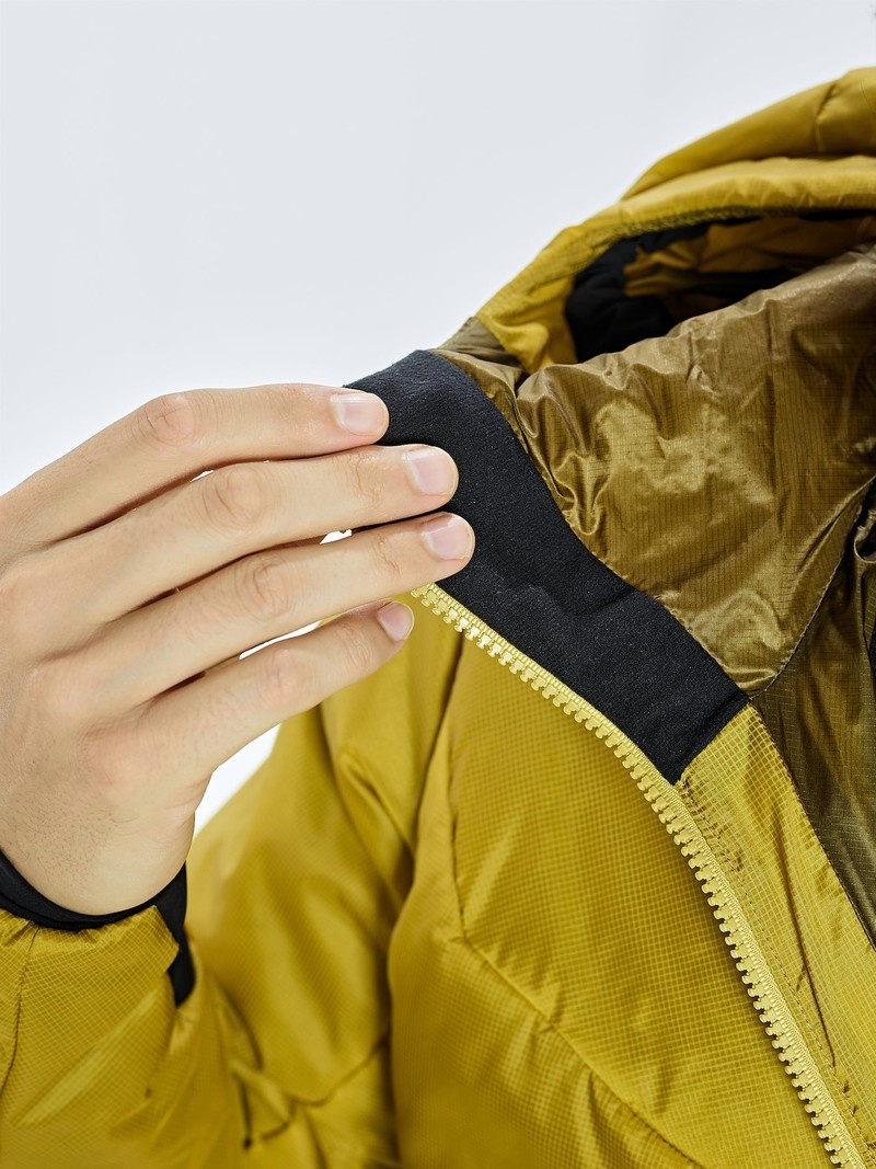 Yellow Men's Black Yak Latok Hooded Insulation Jackets | HM6EE526