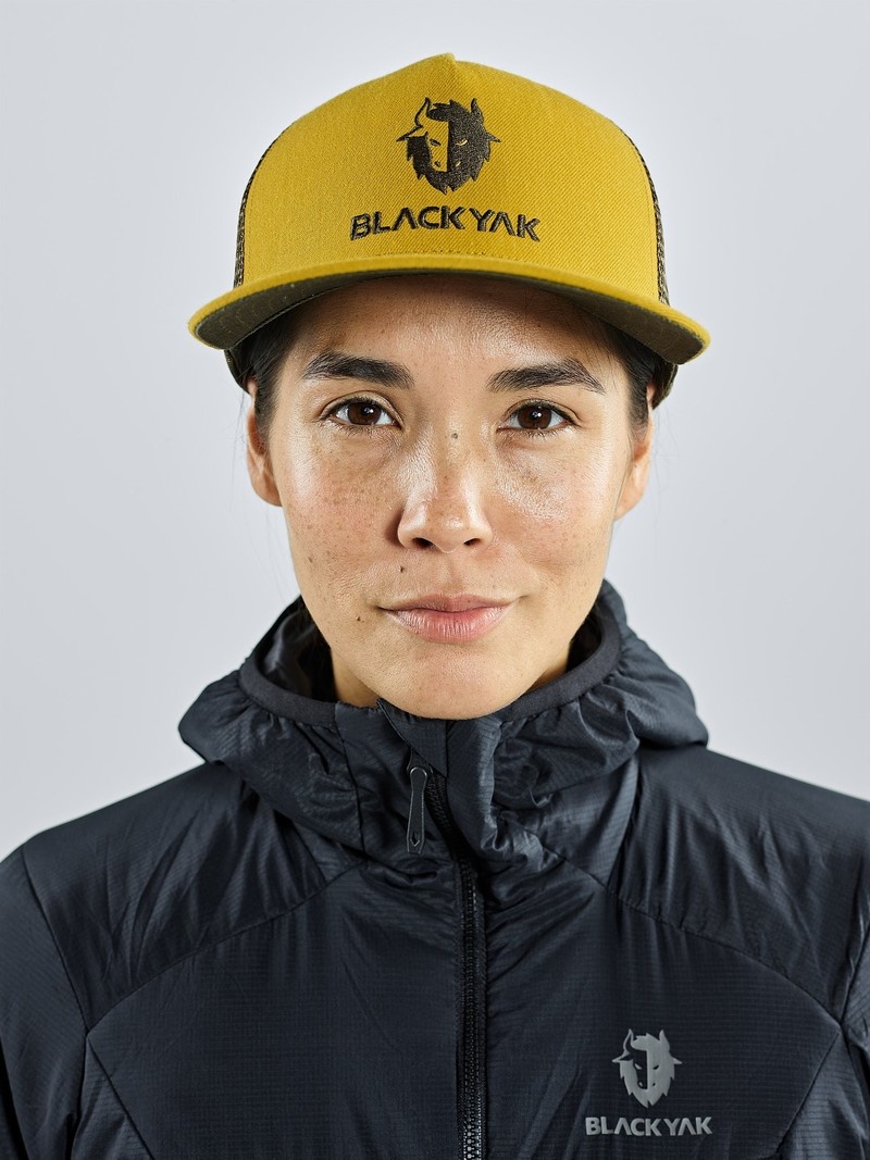 Yellow Men's Black Yak Logo Classic Trucker Caps | GP0EZ330