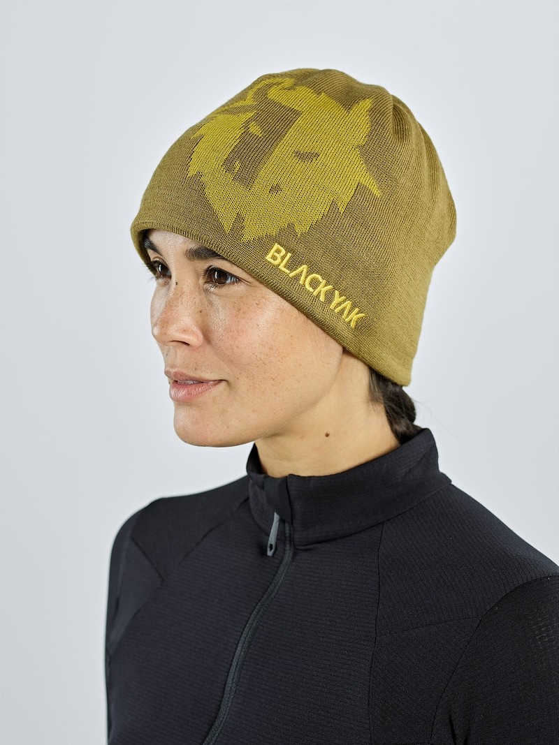 Yellow Women's Black Yak Logo Knit Beanie | GP3FY065