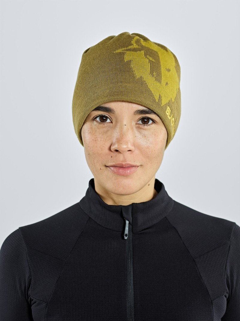 Yellow Women\'s Black Yak Logo Knit Beanie | GP3FY065