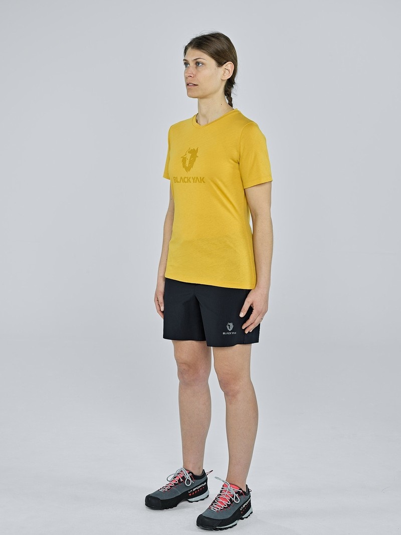 Yellow Women's Black Yak Ramo Logo T Shirts | RB1LS982