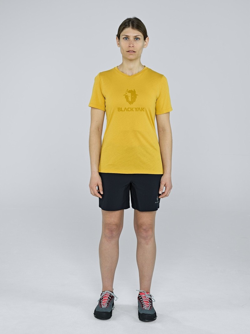 Yellow Women's Black Yak Ramo Logo T Shirts | RB1LS982