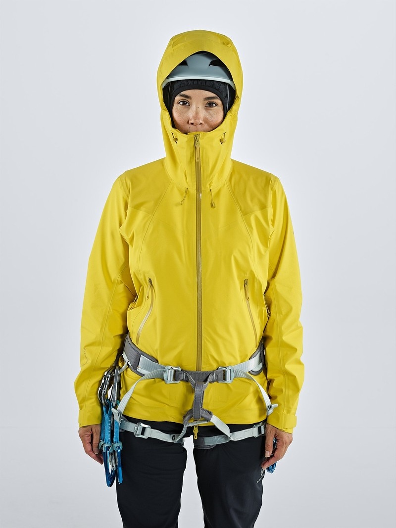 Yellow Women's Black Yak Risum Gore-tex 3l Active Shell Jackets | MO0YR429